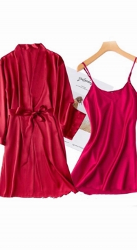 Peignoir et nuisette satin
