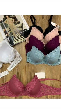 Soutien gorge bonnet B dentelle