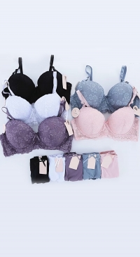 Soutien-gorge bonnet E et culotte