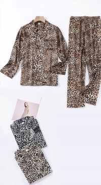 Pyjama satin léopard